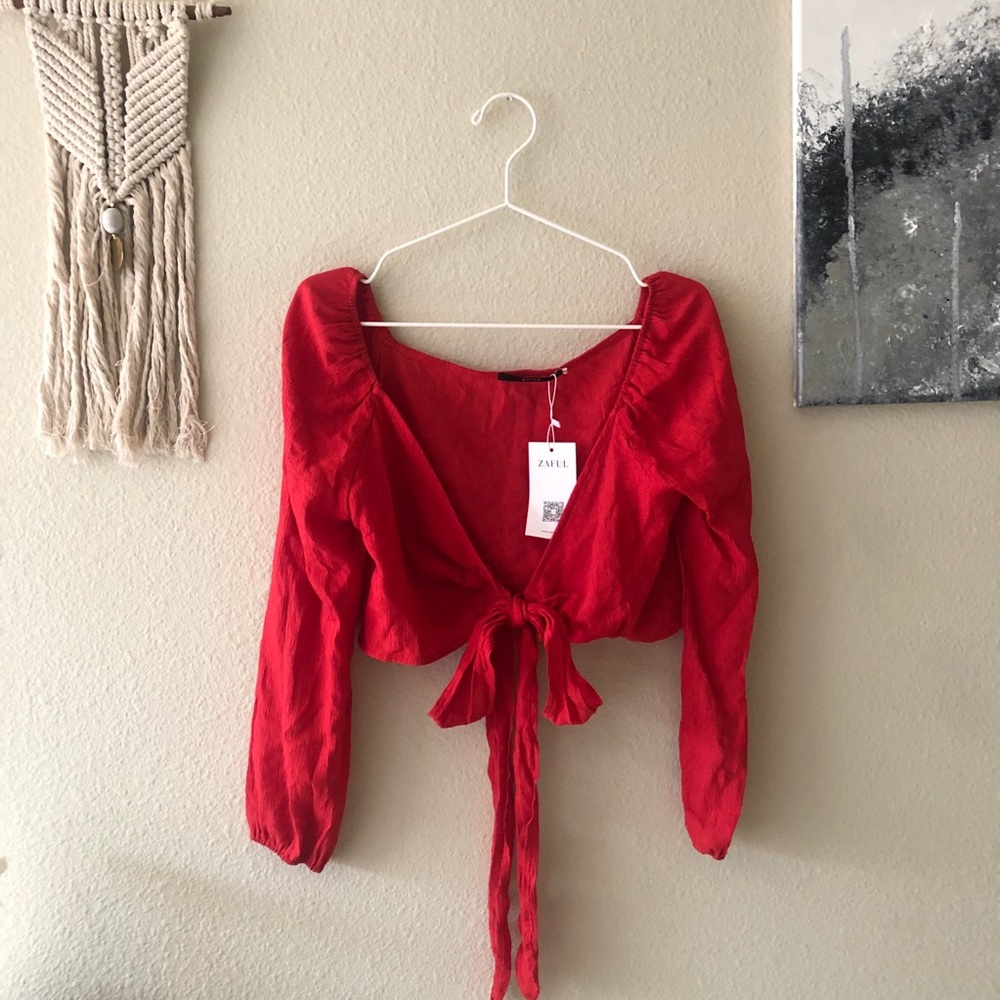 Zaful tie front top NWT